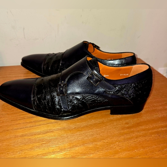 Mezlan Other - Mezlan Black Ostrich Dress Shoes